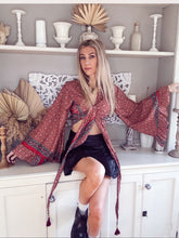 Load image into Gallery viewer, Goddess frill sleeve top