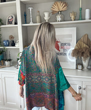 Load image into Gallery viewer, Aveline Patchwork short Kimono