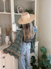 Load image into Gallery viewer, Goddess frill sleeve top