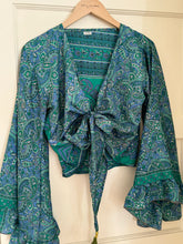 Load image into Gallery viewer, Goddess frill sleeve top