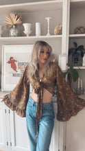 Load image into Gallery viewer, Goddess frill sleeve top