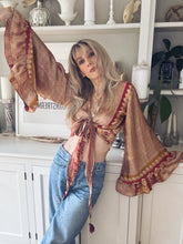 Load image into Gallery viewer, Goddess frill sleeve top