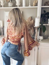 Load image into Gallery viewer, Goddess frill sleeve top