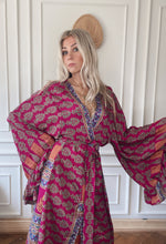 Load image into Gallery viewer, Goddess frill sleeve kimono