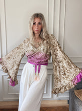 Load image into Gallery viewer, Goddess frill sleeve top