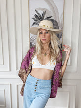 Load image into Gallery viewer, Festival Kimono 𝚕𝚒𝚖𝚒𝚝𝚎𝚍 𝚎𝚍𝚒𝚝𝚒𝚘𝚗
