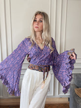 Load image into Gallery viewer, Goddess frill sleeve top