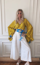 Load image into Gallery viewer, Goddess frill sleeve top