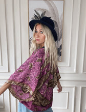 Load image into Gallery viewer, Festival Kimono 𝚕𝚒𝚖𝚒𝚝𝚎𝚍 𝚎𝚍𝚒𝚝𝚒𝚘𝚗