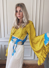 Load image into Gallery viewer, Goddess frill sleeve top