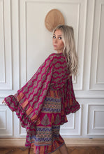 Load image into Gallery viewer, Goddess frill sleeve kimono