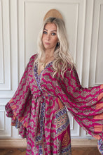 Load image into Gallery viewer, Goddess frill sleeve kimono
