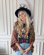 Load image into Gallery viewer, Festival Kimono 𝚕𝚒𝚖𝚒𝚝𝚎𝚍 𝚎𝚍𝚒𝚝𝚒𝚘𝚗