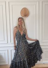 Load image into Gallery viewer, L.A. Woman dress
