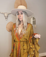 Load image into Gallery viewer, Goddess frill sleeve kimono