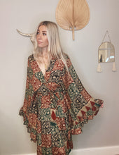 Load image into Gallery viewer, Goddess frill sleeve kimono