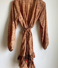 Load image into Gallery viewer, Midi Daisy Jones wrap dress