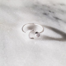 Load image into Gallery viewer, Luna Delight adjustable feather ring/ toe ring