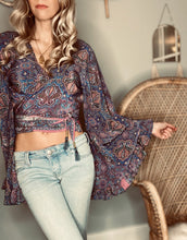 Load image into Gallery viewer, Goddess frill sleeve top