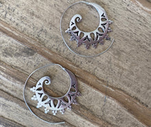 Load image into Gallery viewer, Sanctuary Mandala Earring
