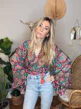 Load image into Gallery viewer, Goddess frill sleeve top