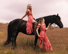 Load image into Gallery viewer, Lilou Gown