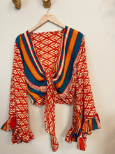 Load image into Gallery viewer, Goddess frill sleeve top