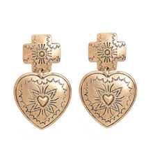 Load image into Gallery viewer, Cross my heart earrings