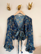 Load image into Gallery viewer, Goddess frill sleeve top