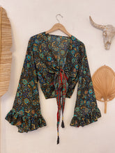 Load image into Gallery viewer, Goddess frill sleeve top