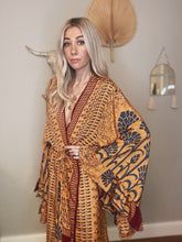 Load image into Gallery viewer, Goddess frill sleeve kimono