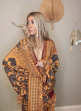Load image into Gallery viewer, Goddess frill sleeve kimono