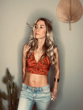 Load image into Gallery viewer, Stevie reversible top Red/ Green