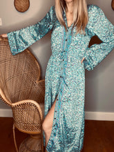 Load image into Gallery viewer, Kimono Dress
