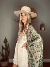 Load image into Gallery viewer, Short Kimono