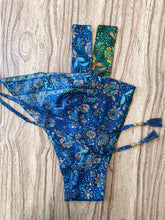 Load image into Gallery viewer, Stevie reversible top Green/Blue