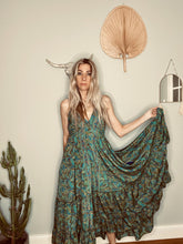 Load image into Gallery viewer, L.A. Woman dress