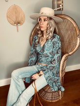 Load image into Gallery viewer, Goddess frill sleeve top