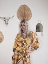 Load image into Gallery viewer, Soul-shine wrap dress