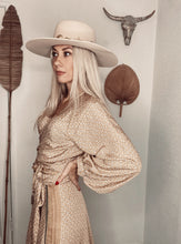 Load image into Gallery viewer, Boho wrap top