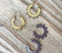 Load image into Gallery viewer, Harmony Mandala earrings