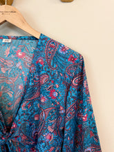 Load image into Gallery viewer, Goddess frill sleeve top