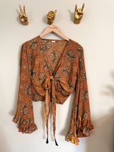 Load image into Gallery viewer, Goddess frill sleeve top