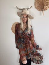 Load image into Gallery viewer, Midi Daisy Jones wrap dress