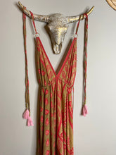 Load image into Gallery viewer, L.A. Woman dress