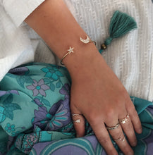 Load image into Gallery viewer, Beaded silver Band Ring