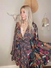 Load image into Gallery viewer, Goddess frill sleeve kimono