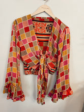 Load image into Gallery viewer, Goddess frill sleeve top
