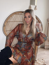 Load image into Gallery viewer, Midi Daisy Jones wrap dress