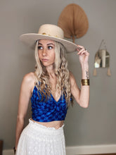 Load image into Gallery viewer, Stevie reversible top